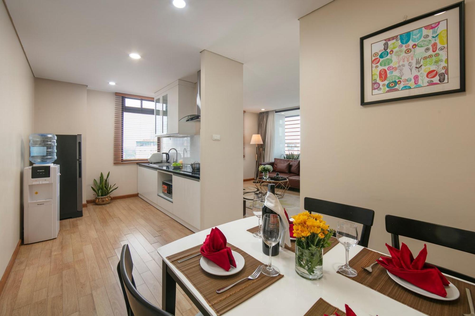 Hb Serviced Apartment - 121B Quan Hoa Hanoï Extérieur photo