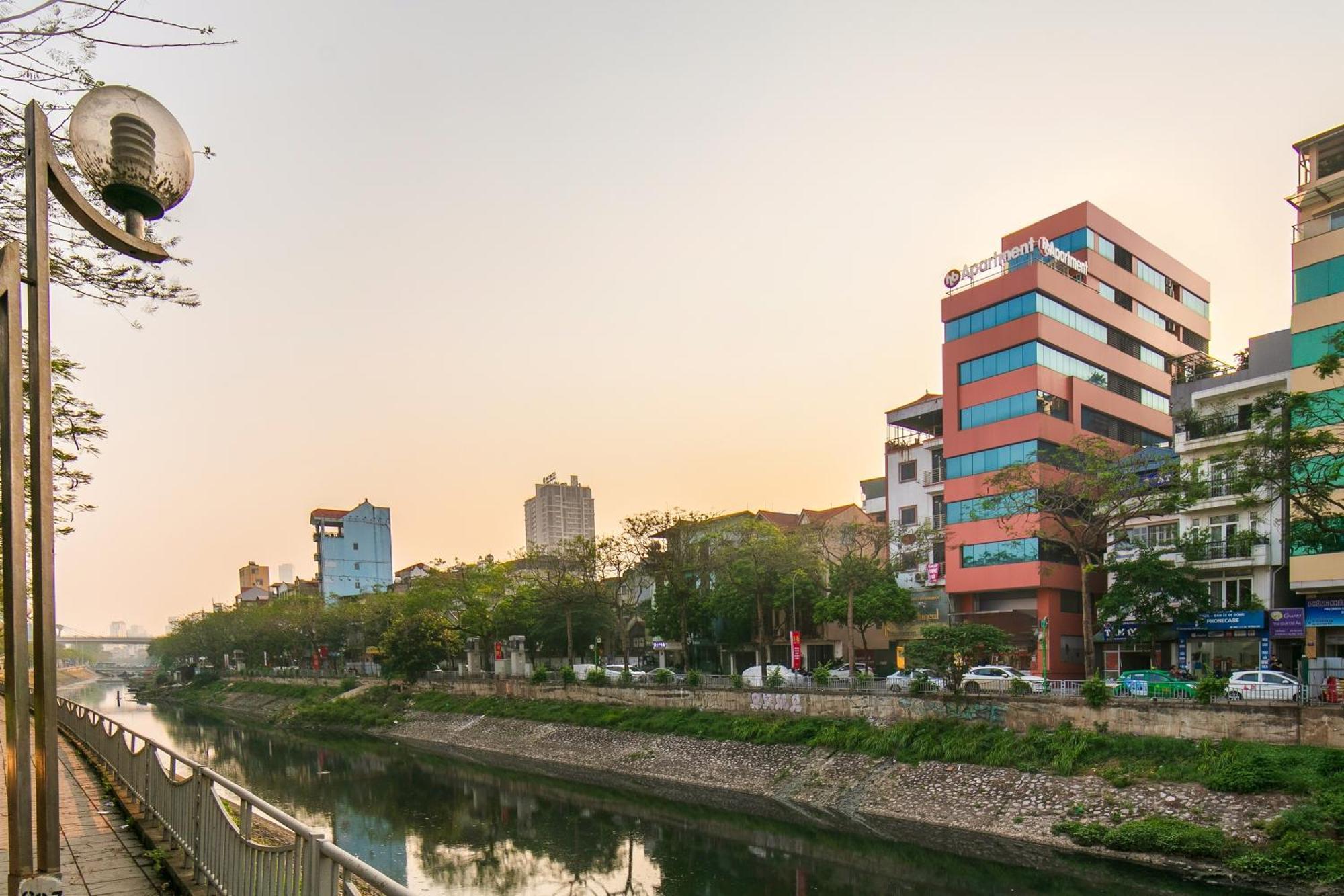Hb Serviced Apartment - 121B Quan Hoa Hanoï Extérieur photo
