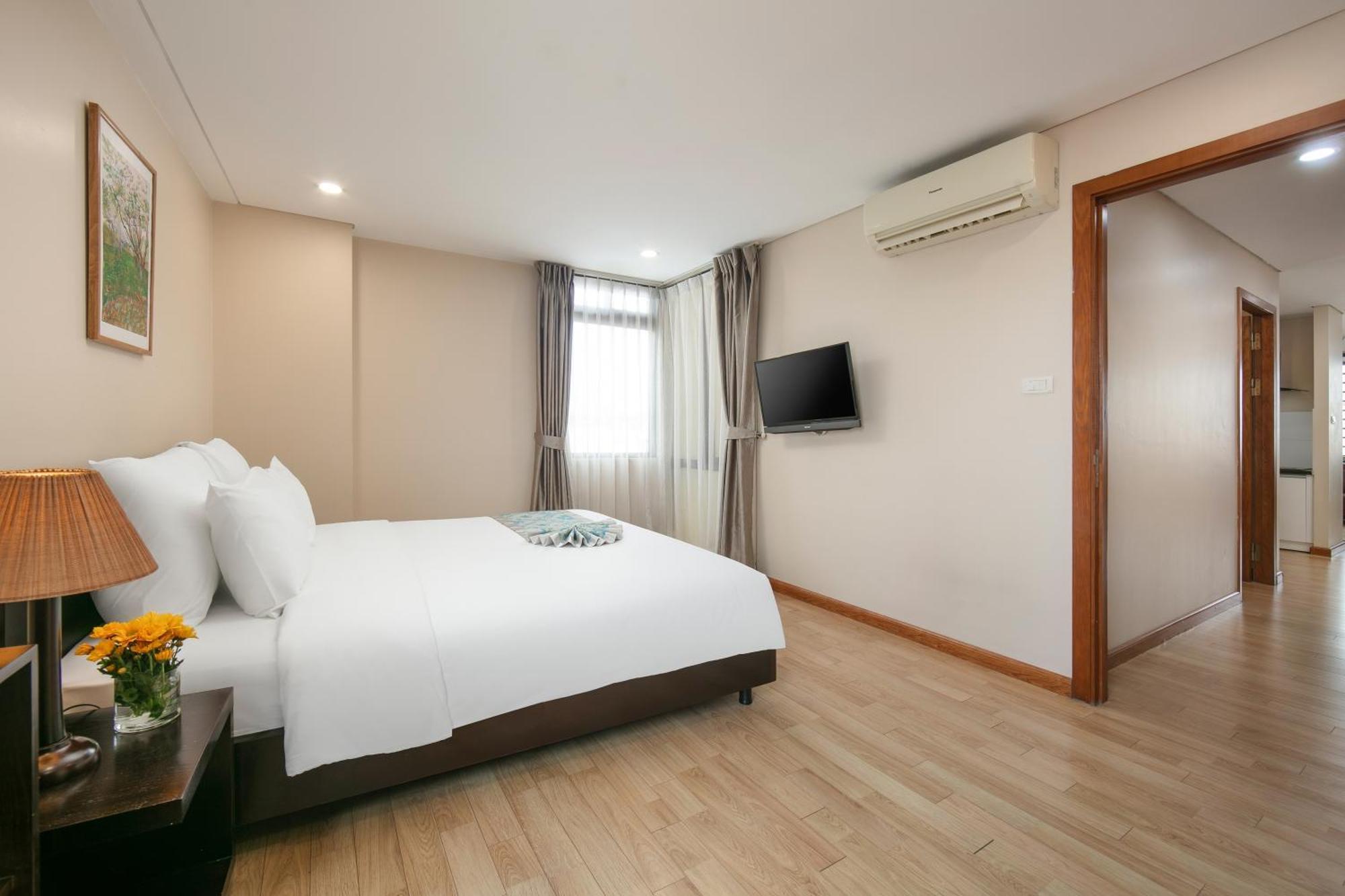 Hb Serviced Apartment - 121B Quan Hoa Hanoï Extérieur photo