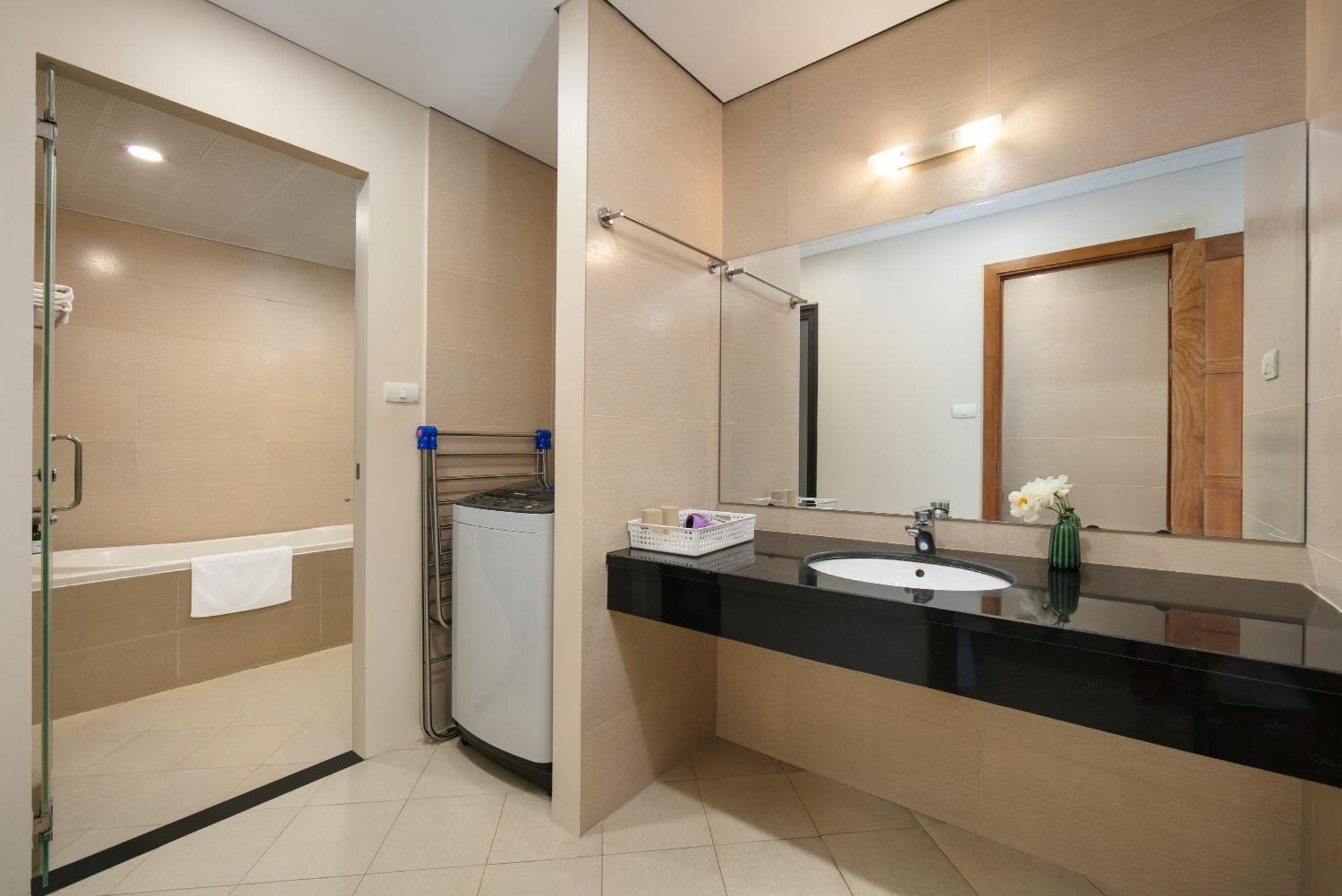 Hb Serviced Apartment - 121B Quan Hoa Hanoï Extérieur photo