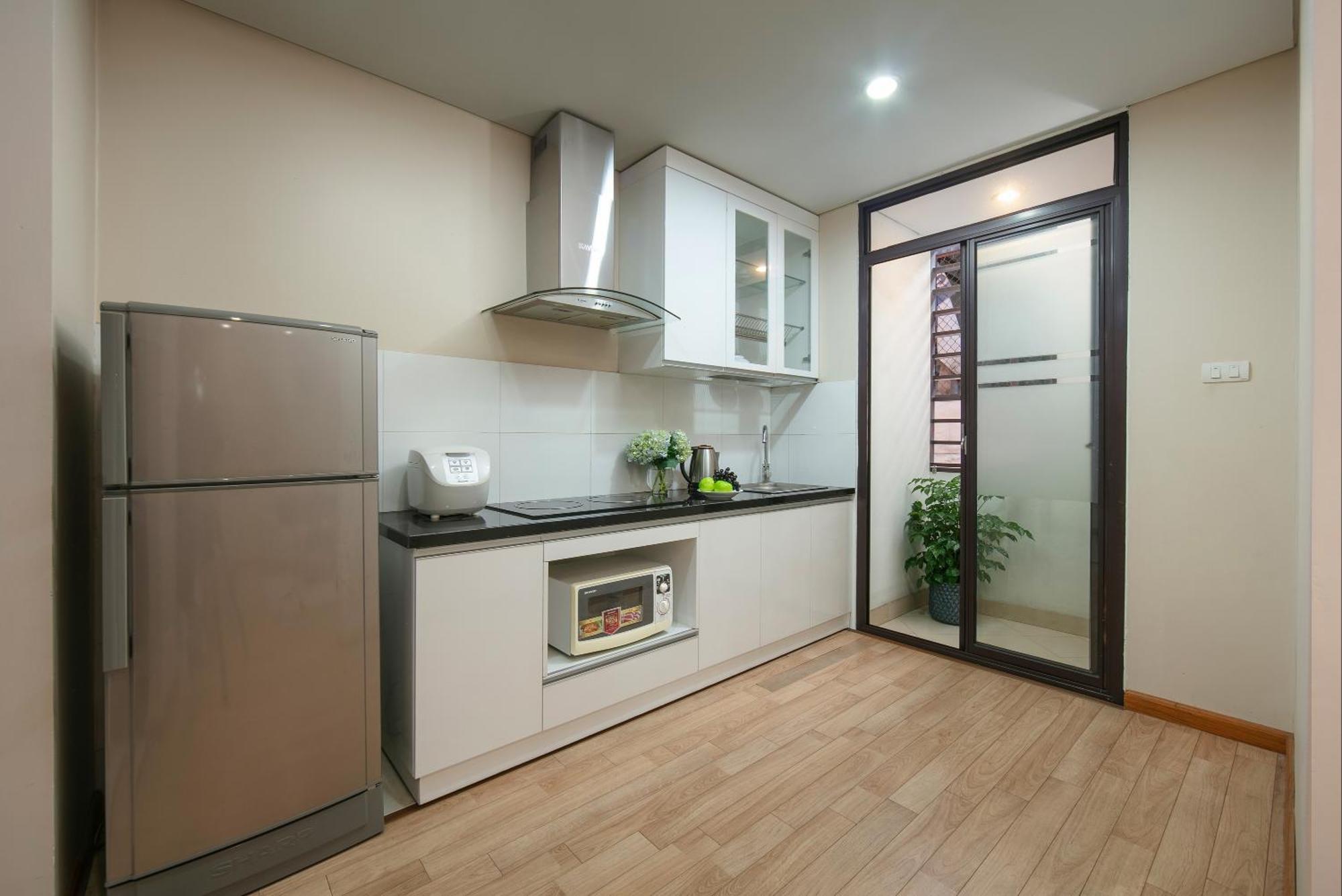 Hb Serviced Apartment - 121B Quan Hoa Hanoï Extérieur photo